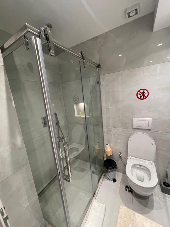New Prishtina Luxury Rooms Prishtinë Ngoại thất bức ảnh